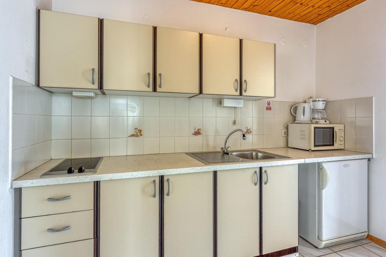 Apartments Kiki Spada Porec Exterior photo