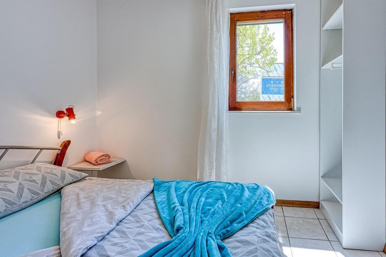 Apartments Kiki Spada Porec Exterior photo